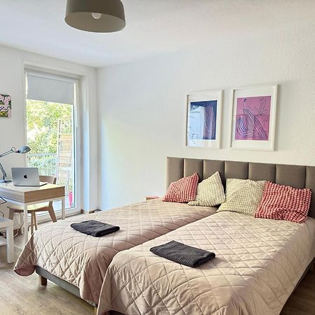 Central Apartment With Terrace And A Free Parking Duisburgo Exterior foto